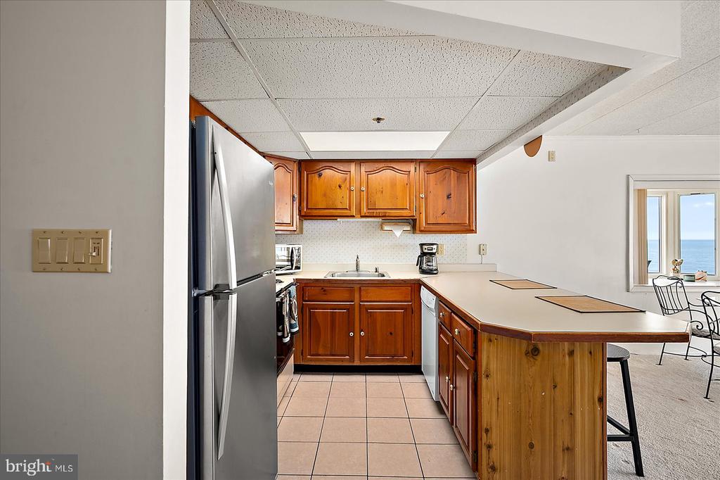 6109 ATLANTIC AVENUE 501