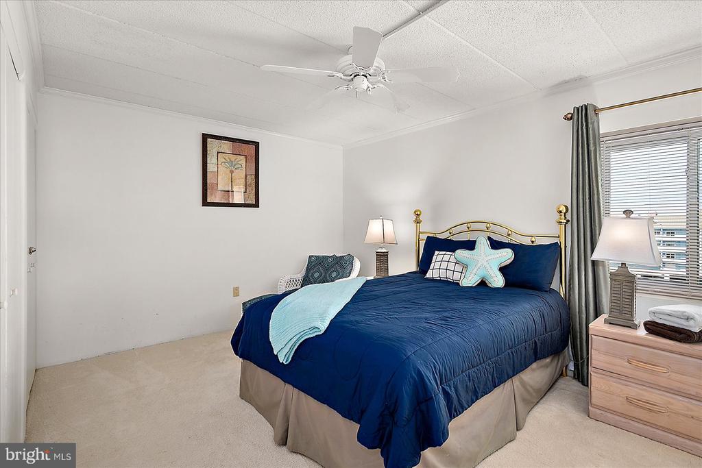 6109 ATLANTIC AVENUE 501