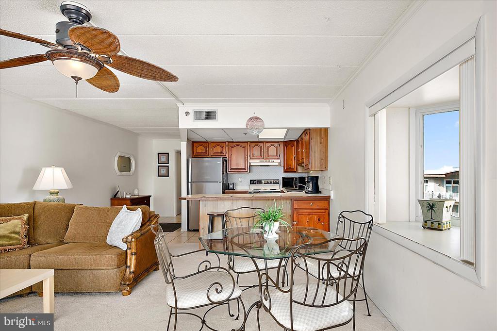 6109 ATLANTIC AVENUE 501