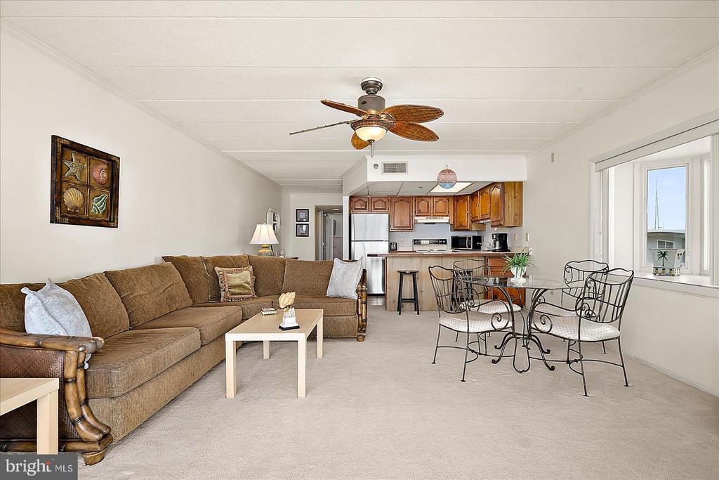 6109 ATLANTIC AVENUE 501