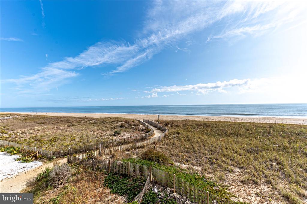 6109 ATLANTIC AVENUE 501