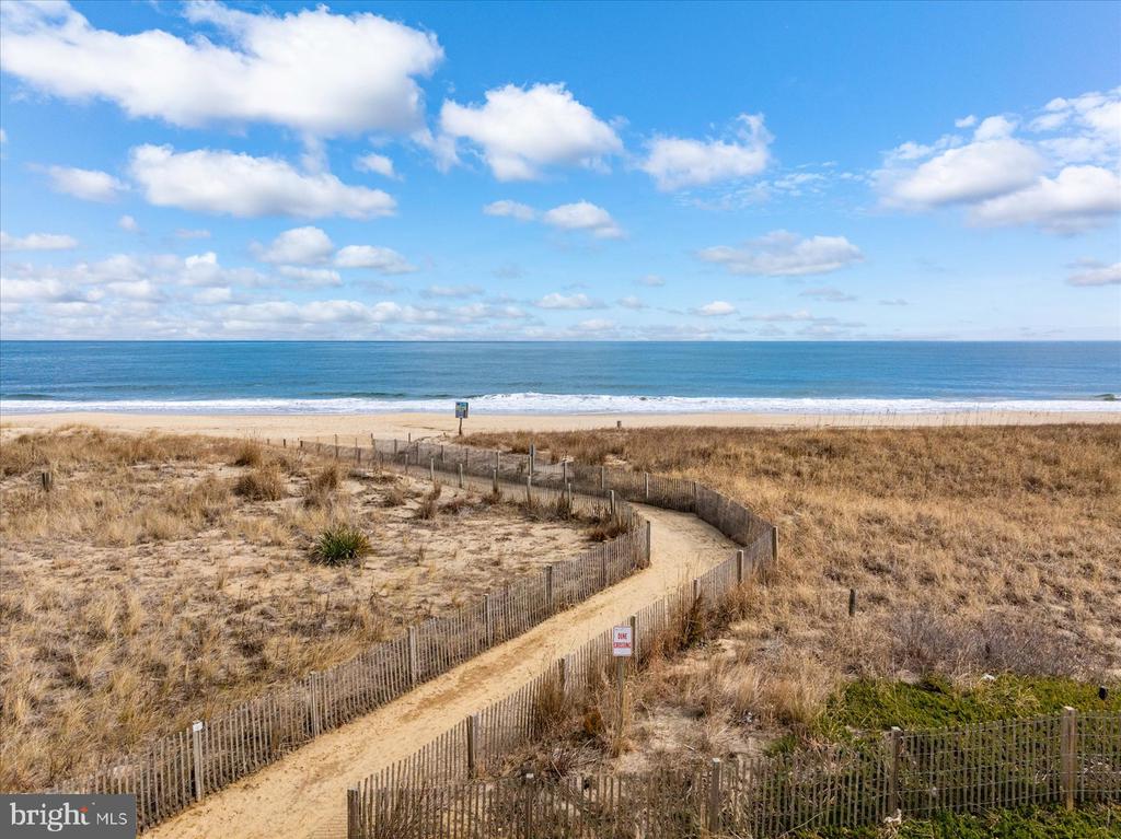 6109 ATLANTIC AVENUE 501