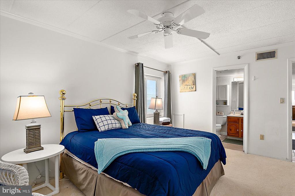 6109 ATLANTIC AVENUE 501