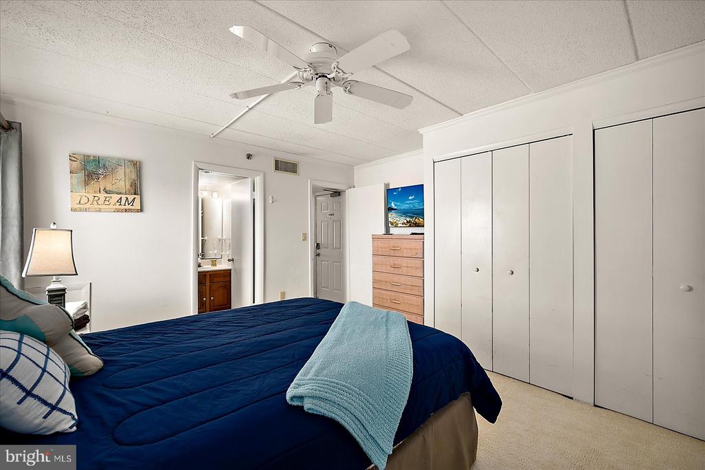 6109 ATLANTIC AVENUE 501