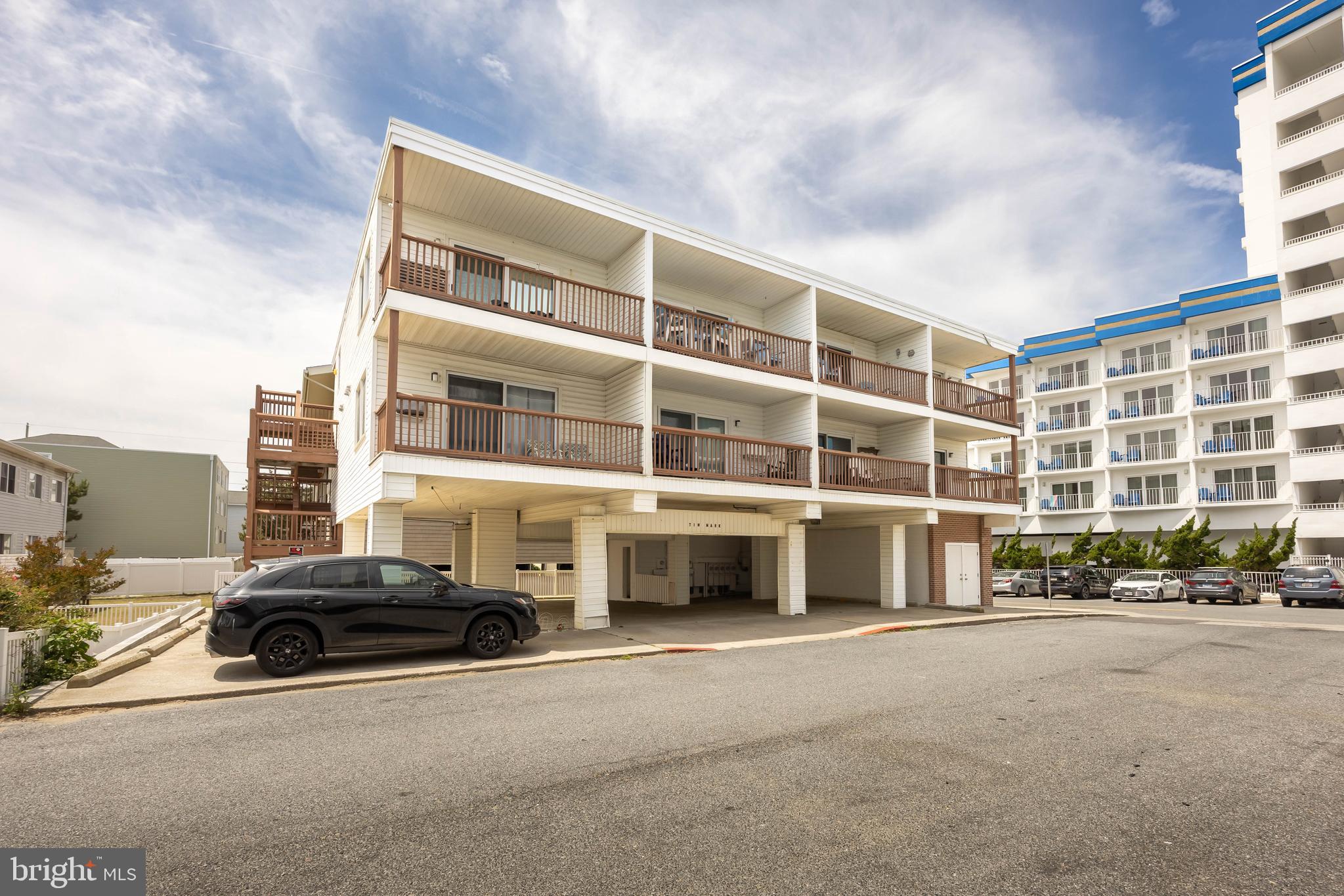 11 91ST STREET 202