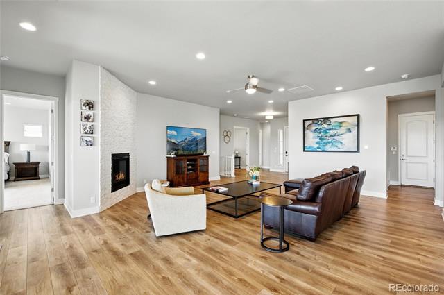 18212 W 95th Place