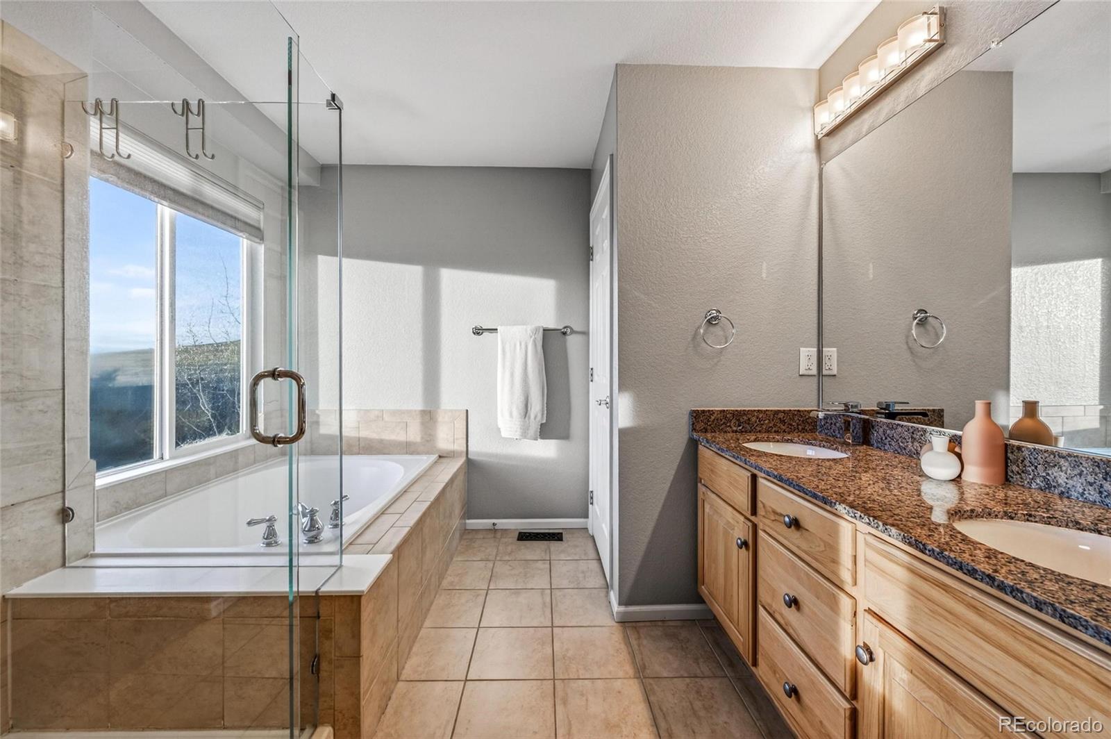 2140 Buttercup Street