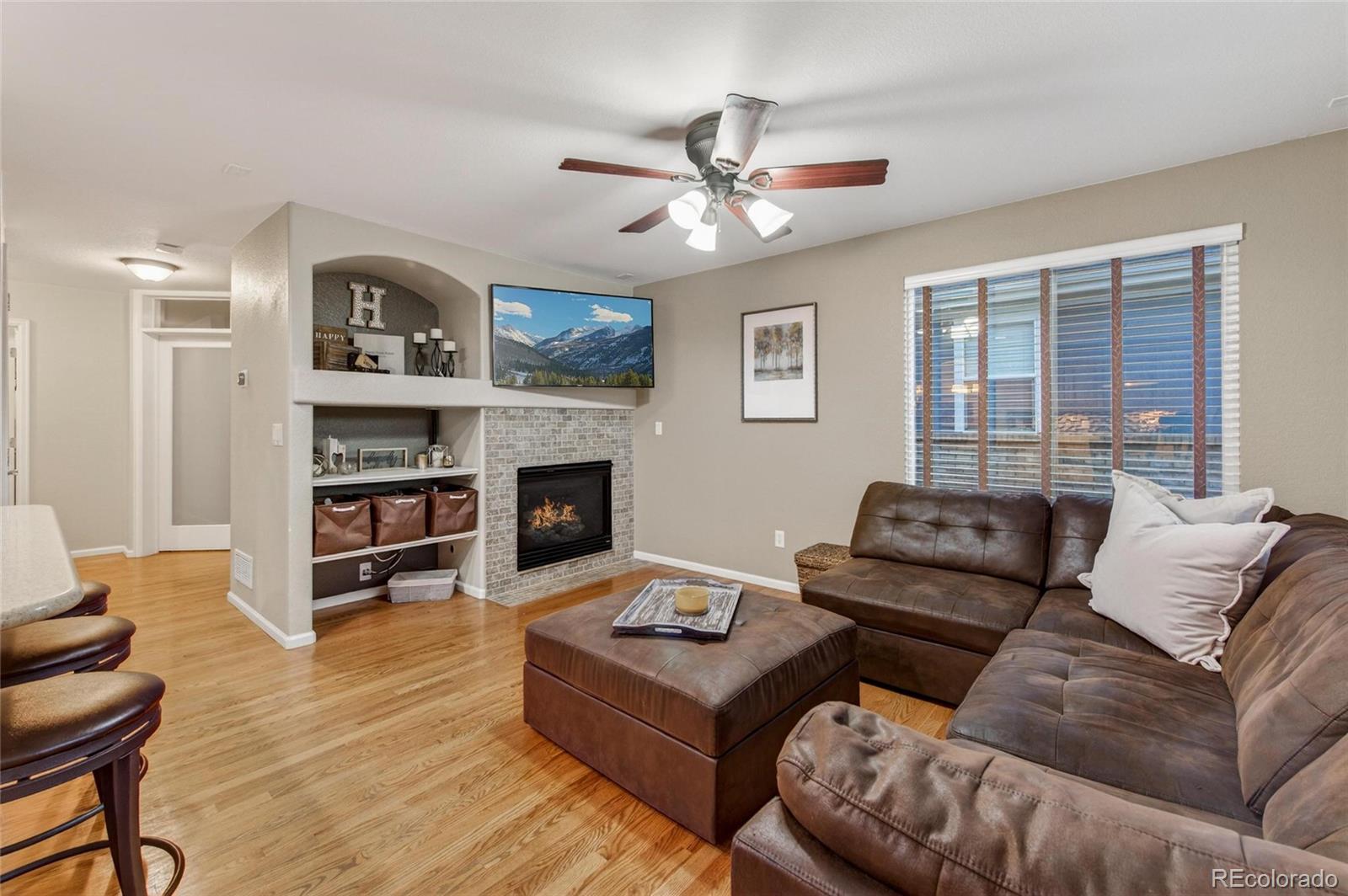 2140 Buttercup Street