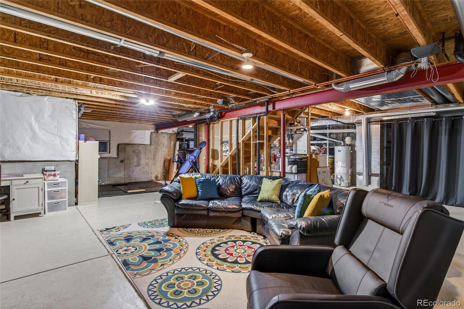 2140 Buttercup Street