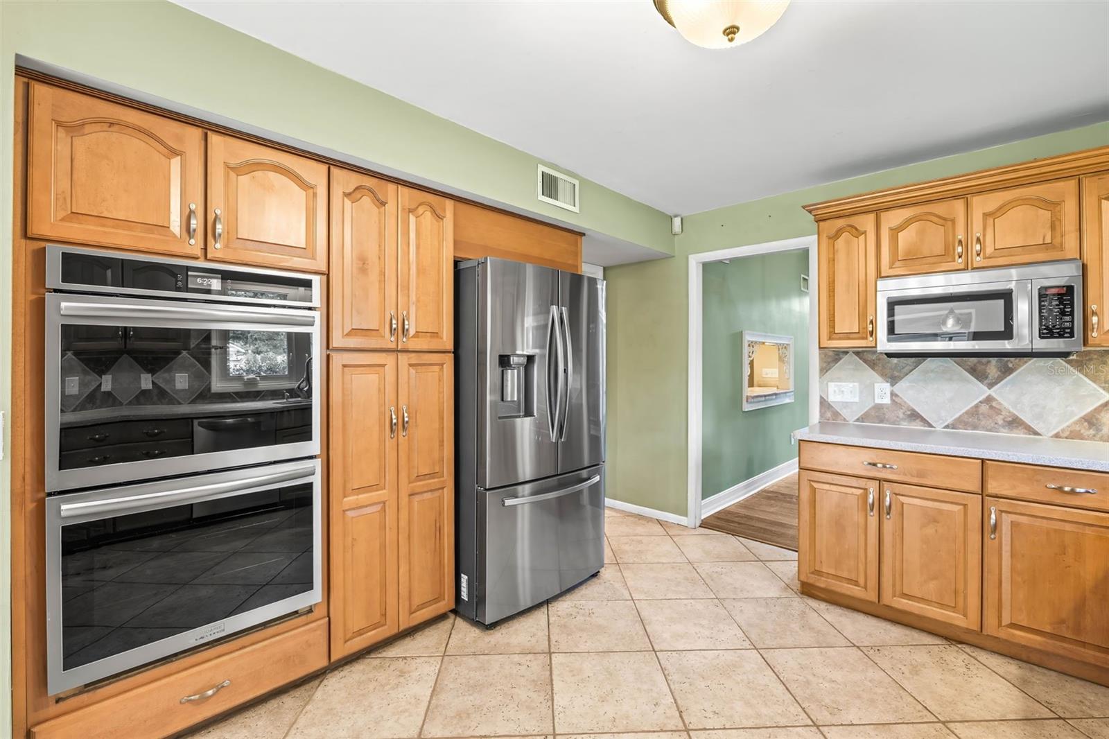 11804 CARROLLWOOD VILLAGE CV