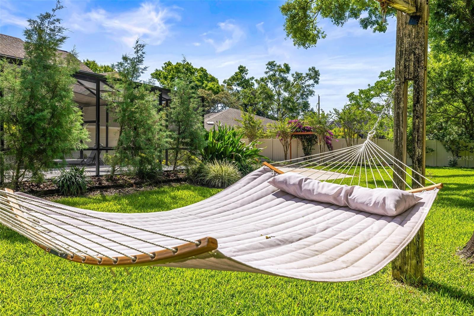 11804 CARROLLWOOD VILLAGE CV