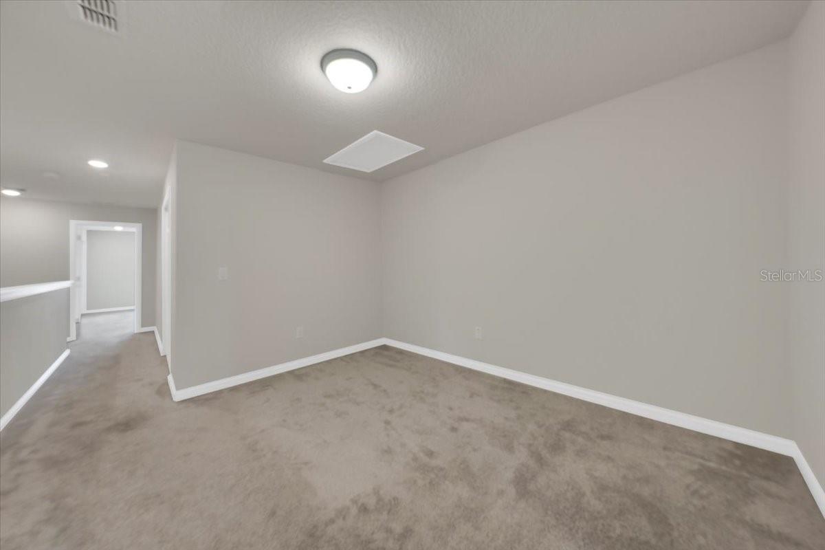 2906 DEER PINE TRL