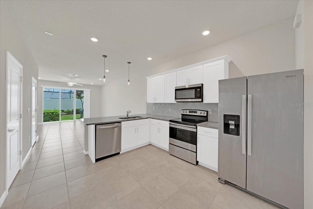 2906 DEER PINE TRL