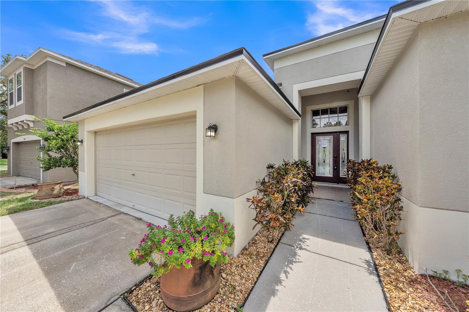 8304 MOCCASIN TRAIL DR