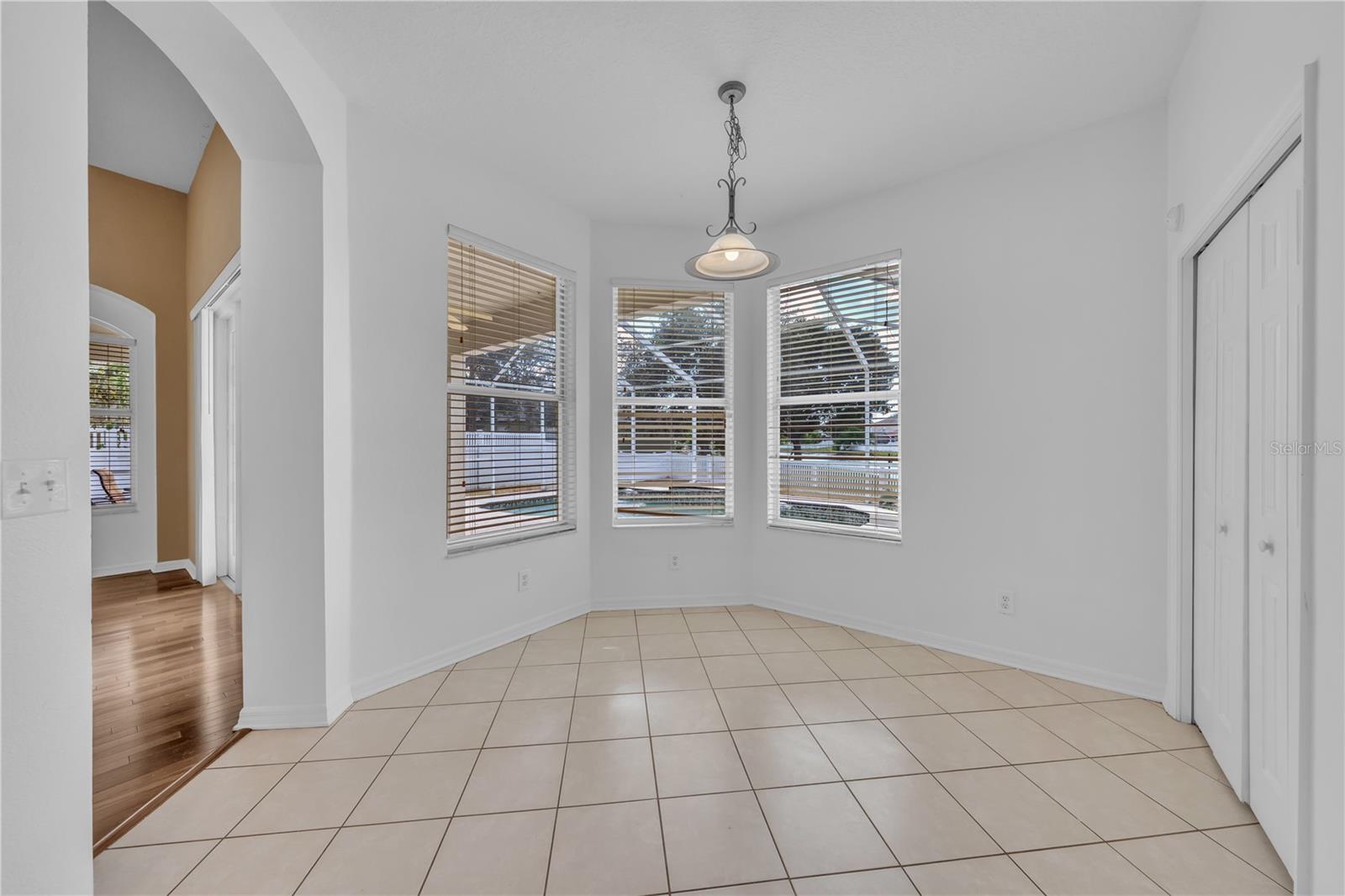 8304 MOCCASIN TRAIL DR