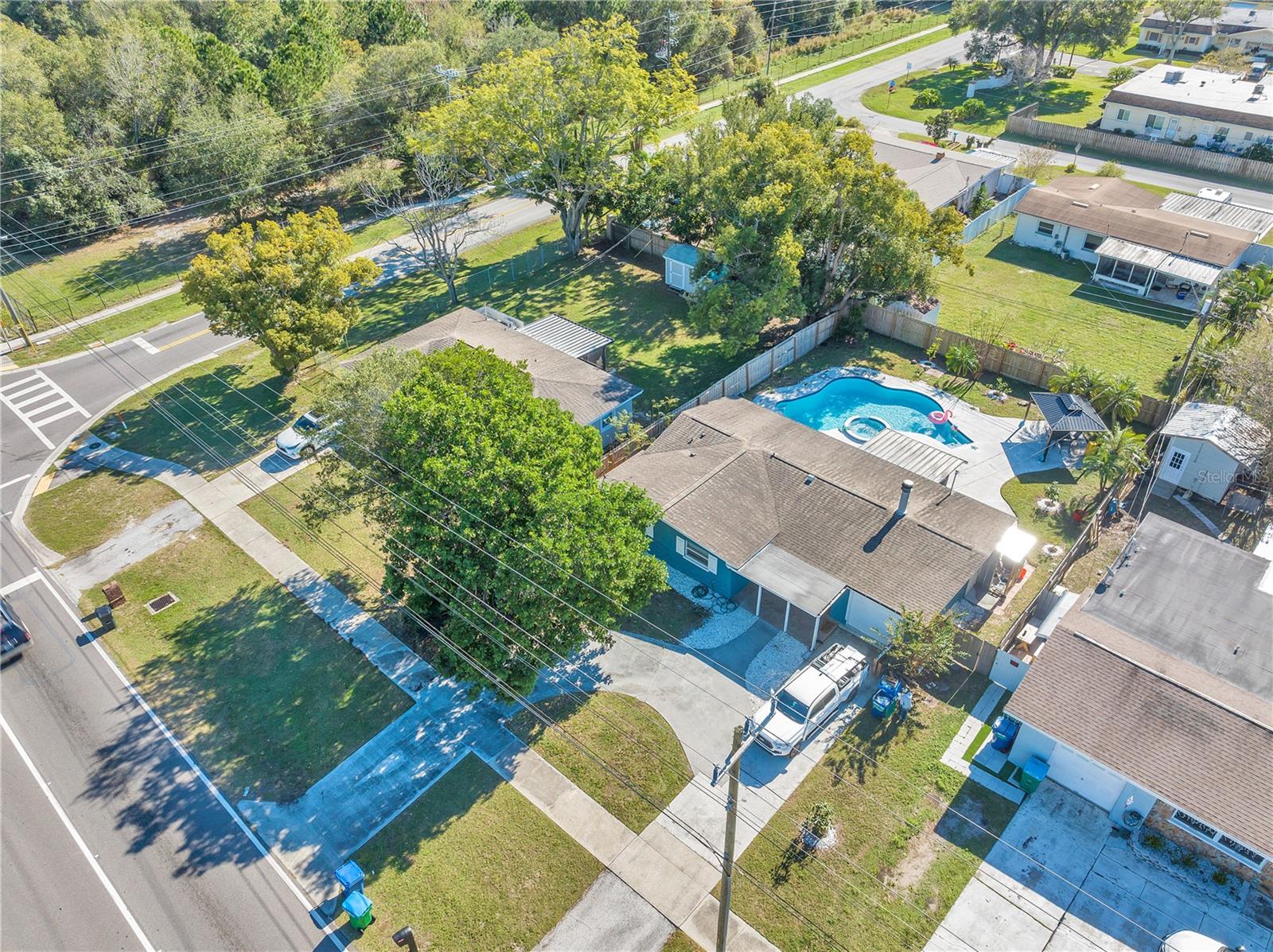 1571 BELLEAIR RD