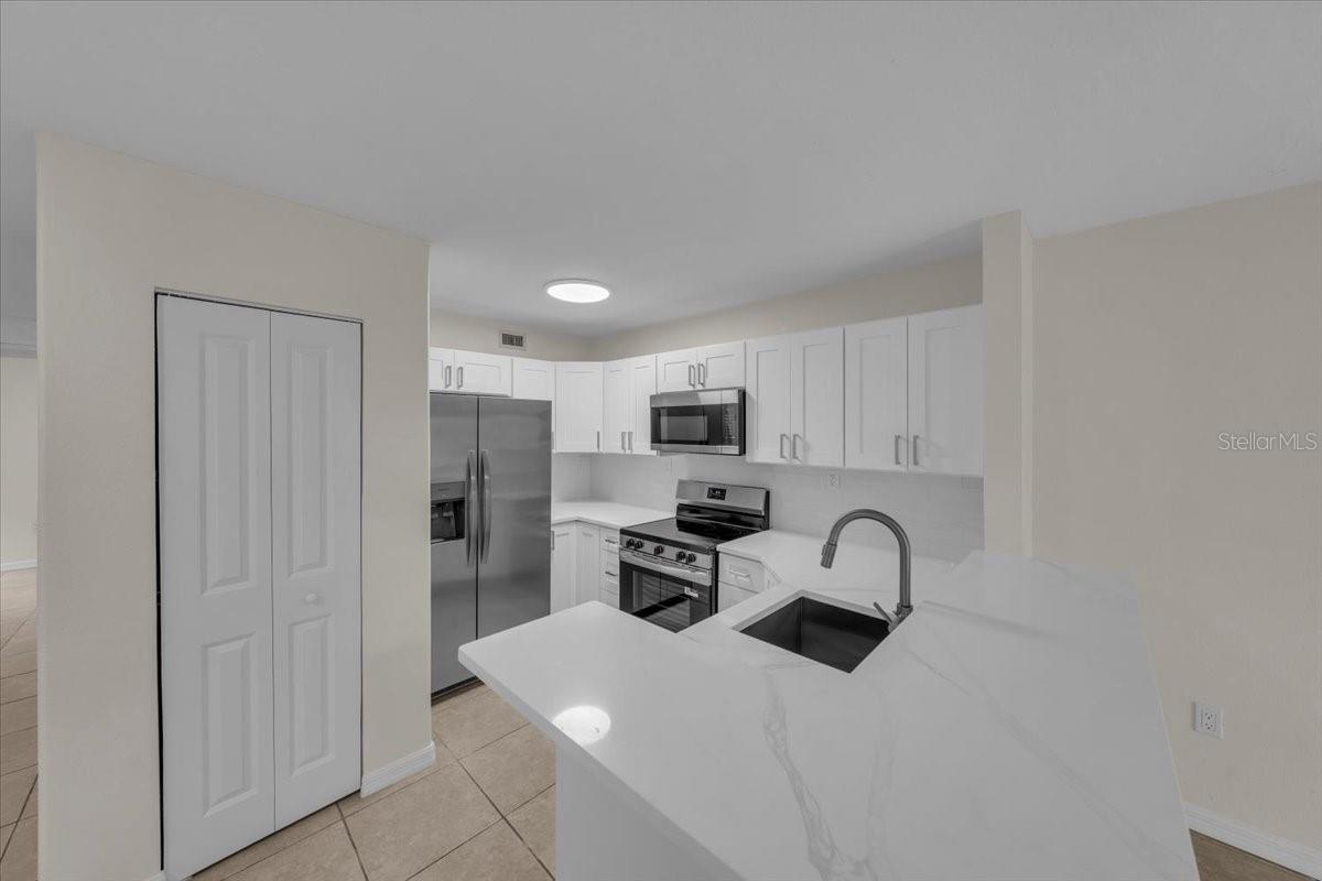 2424 W TAMPA BAY BLVD #H106