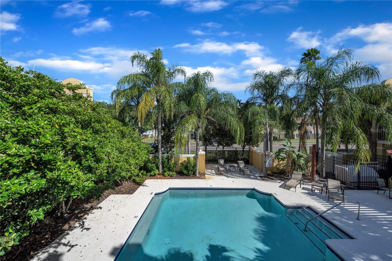 3321 LAS CAMPOS PL