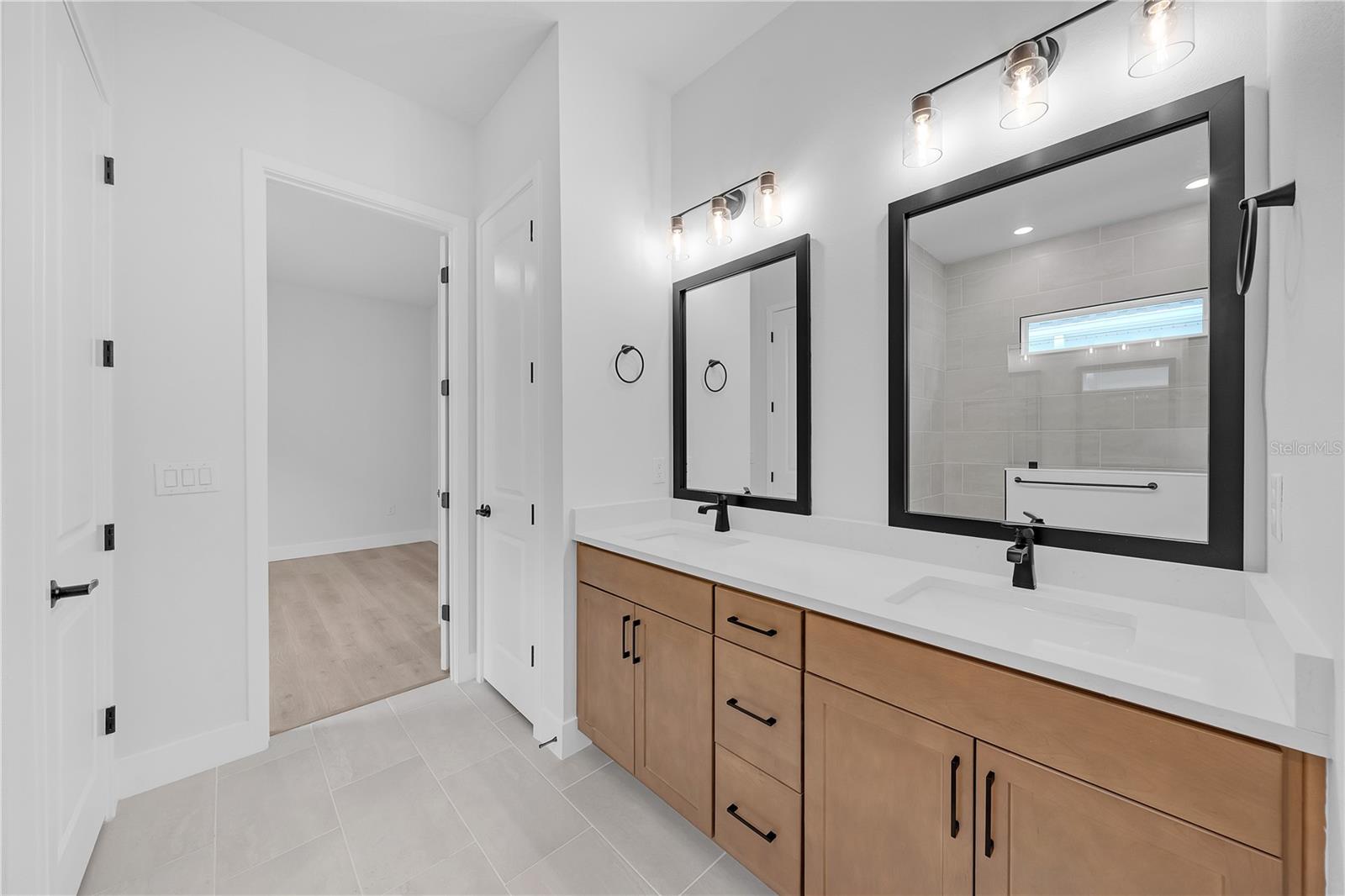 7267 KODIAK LN