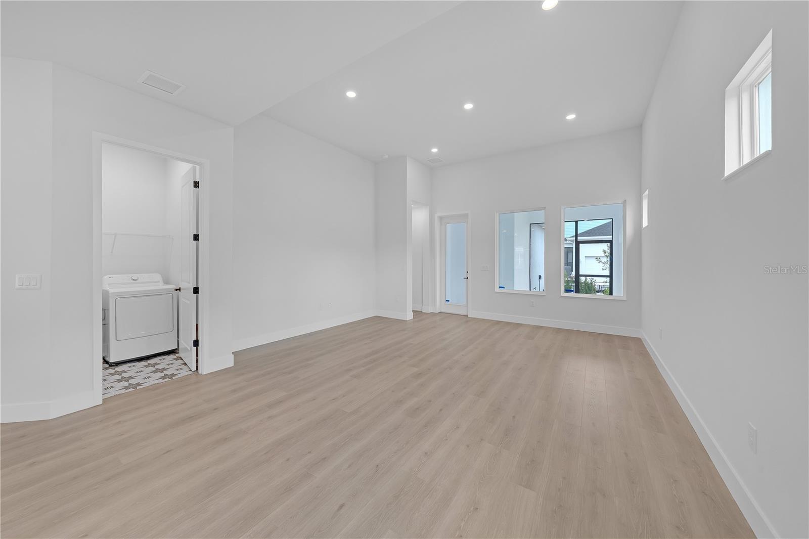 7267 KODIAK LN
