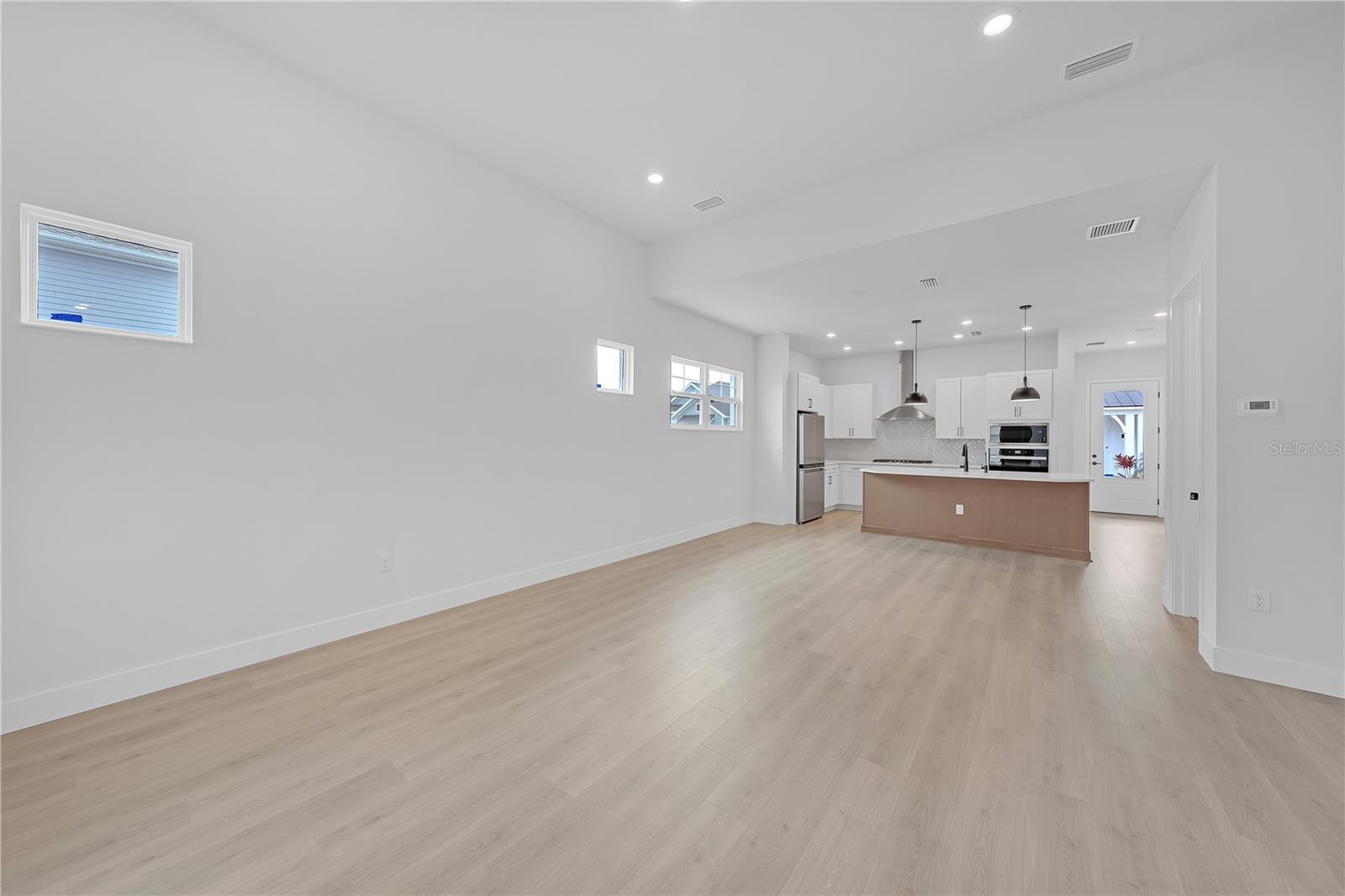 7267 KODIAK LN