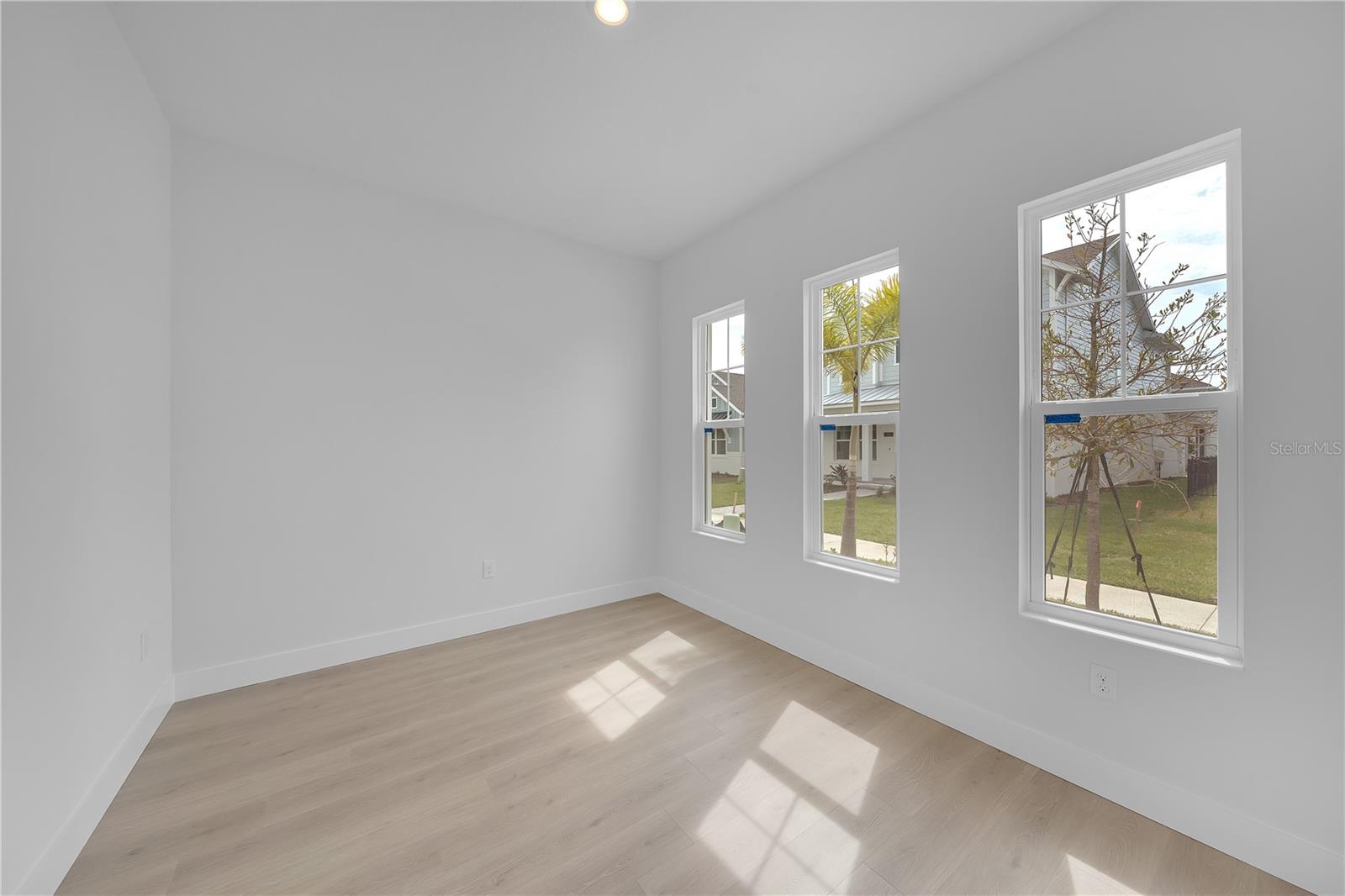 7267 KODIAK LN