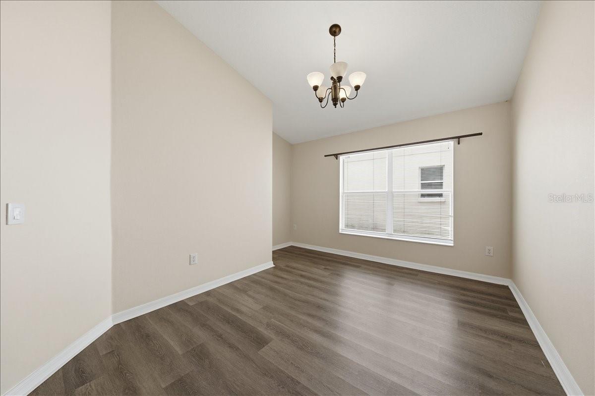 3324 MANOR COVE CIR