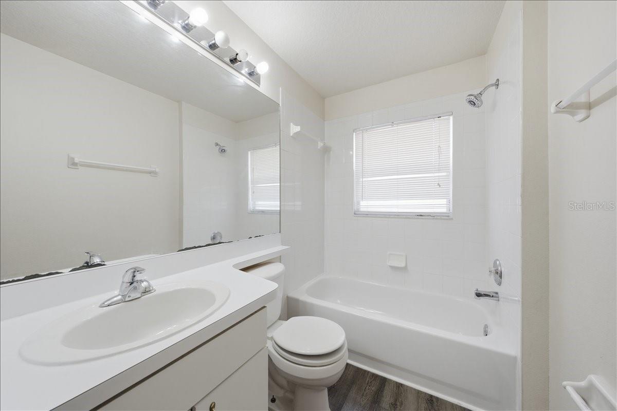 3324 MANOR COVE CIR