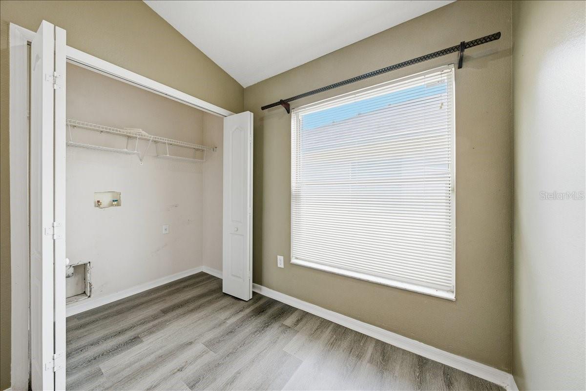 3324 MANOR COVE CIR