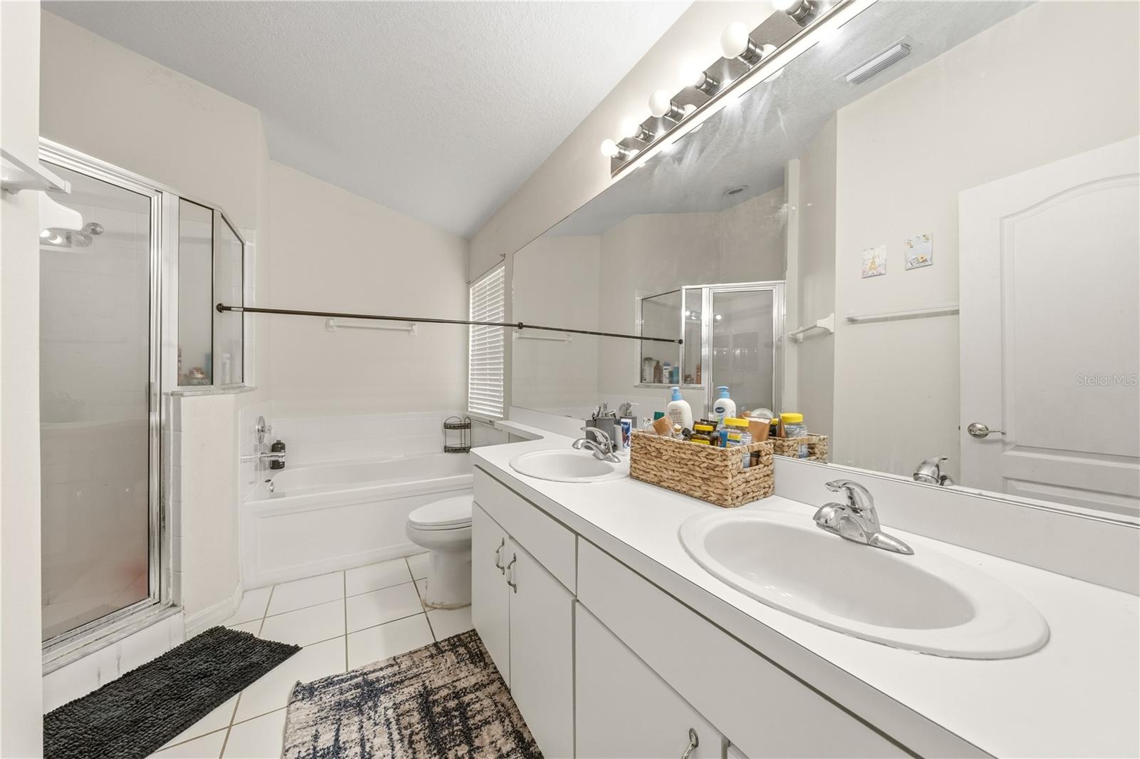 3324 MANOR COVE CIR