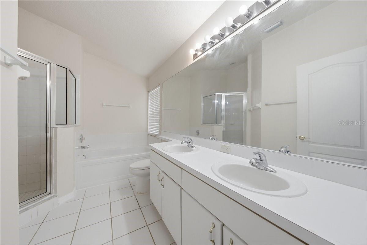 3324 MANOR COVE CIR