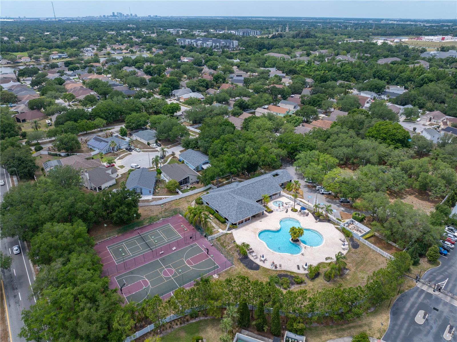 3324 MANOR COVE CIR