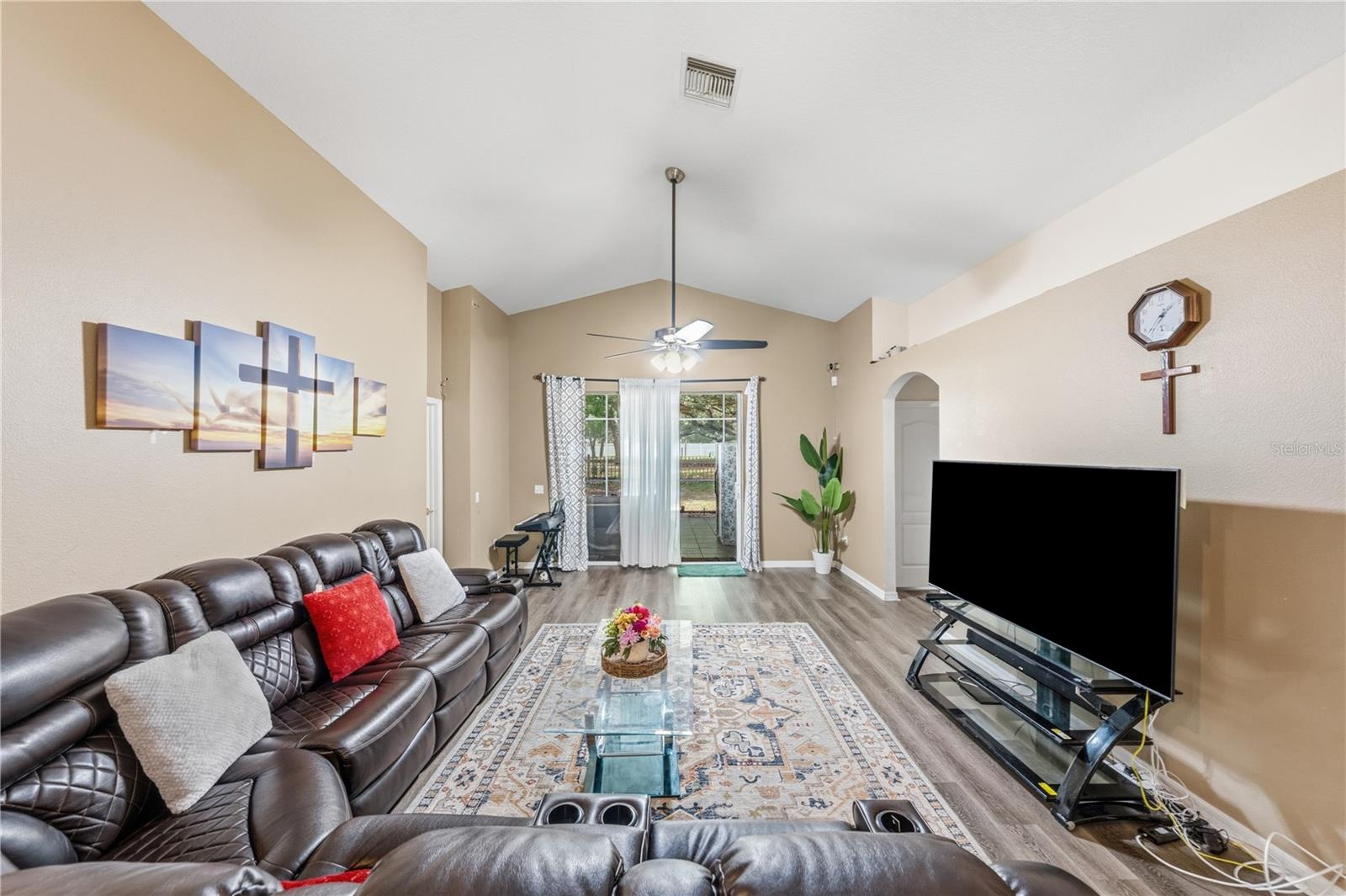 3324 MANOR COVE CIR
