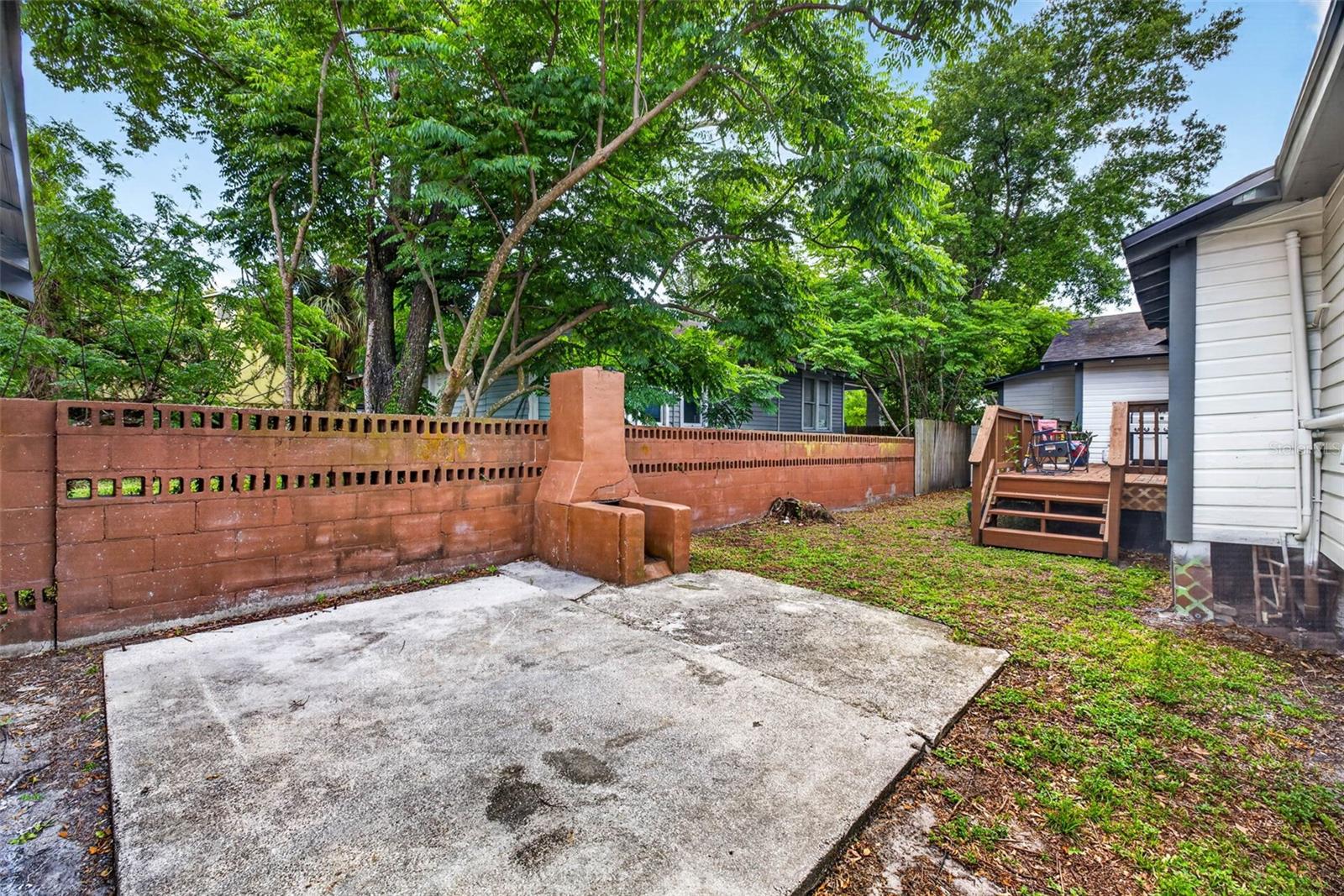 3007 N CENTRAL AVE
