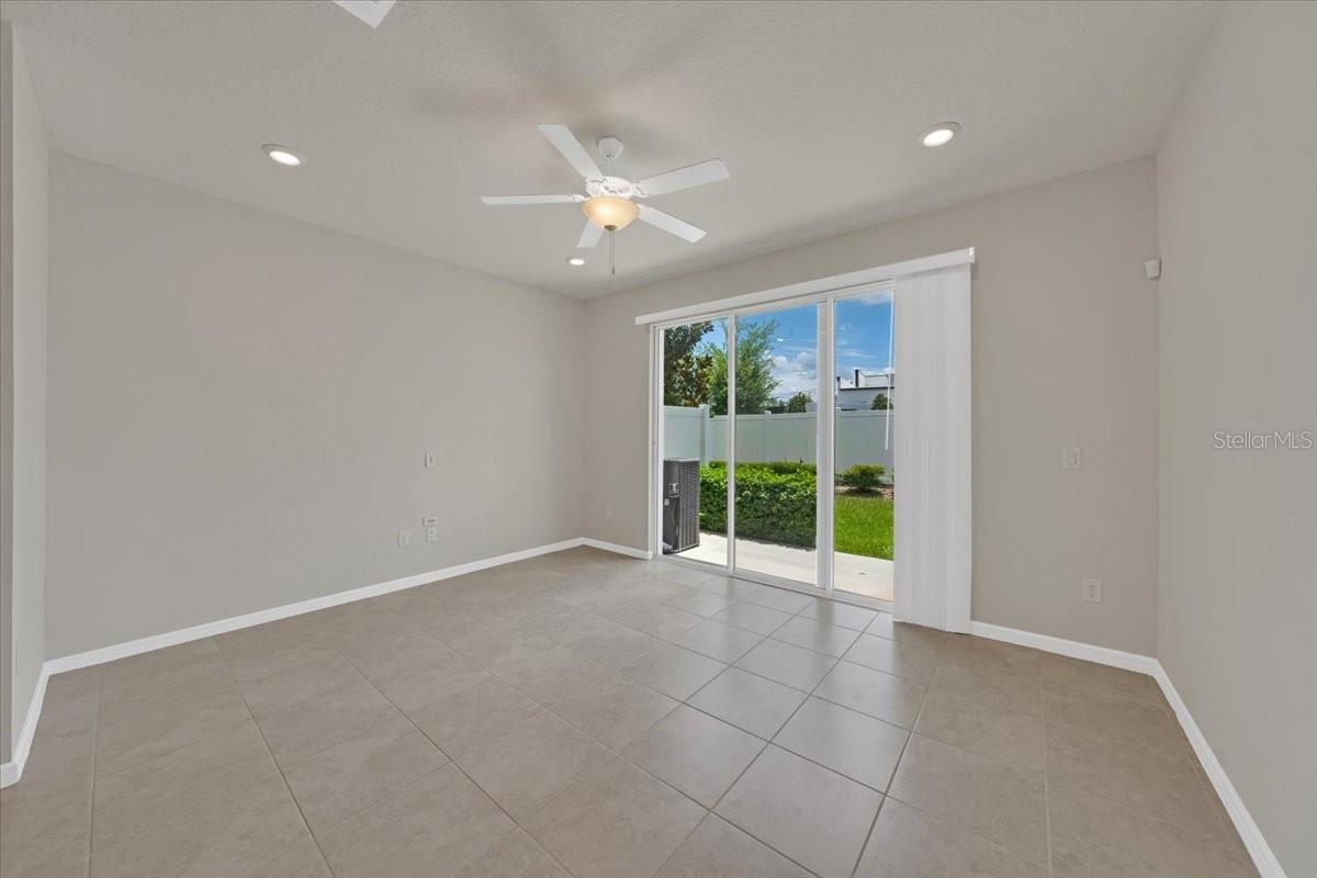 2906 DEER PINE TRL