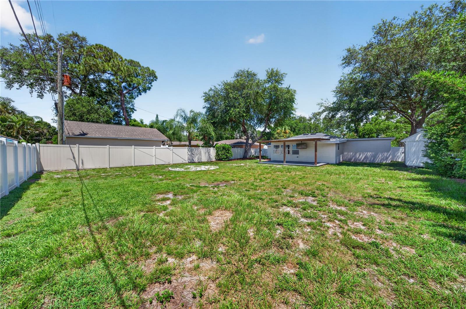 3906 W BAY VISTA AVE