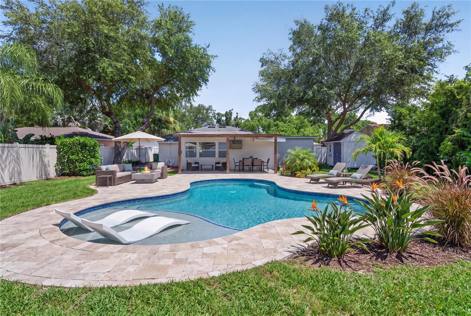 3906 W BAY VISTA AVE