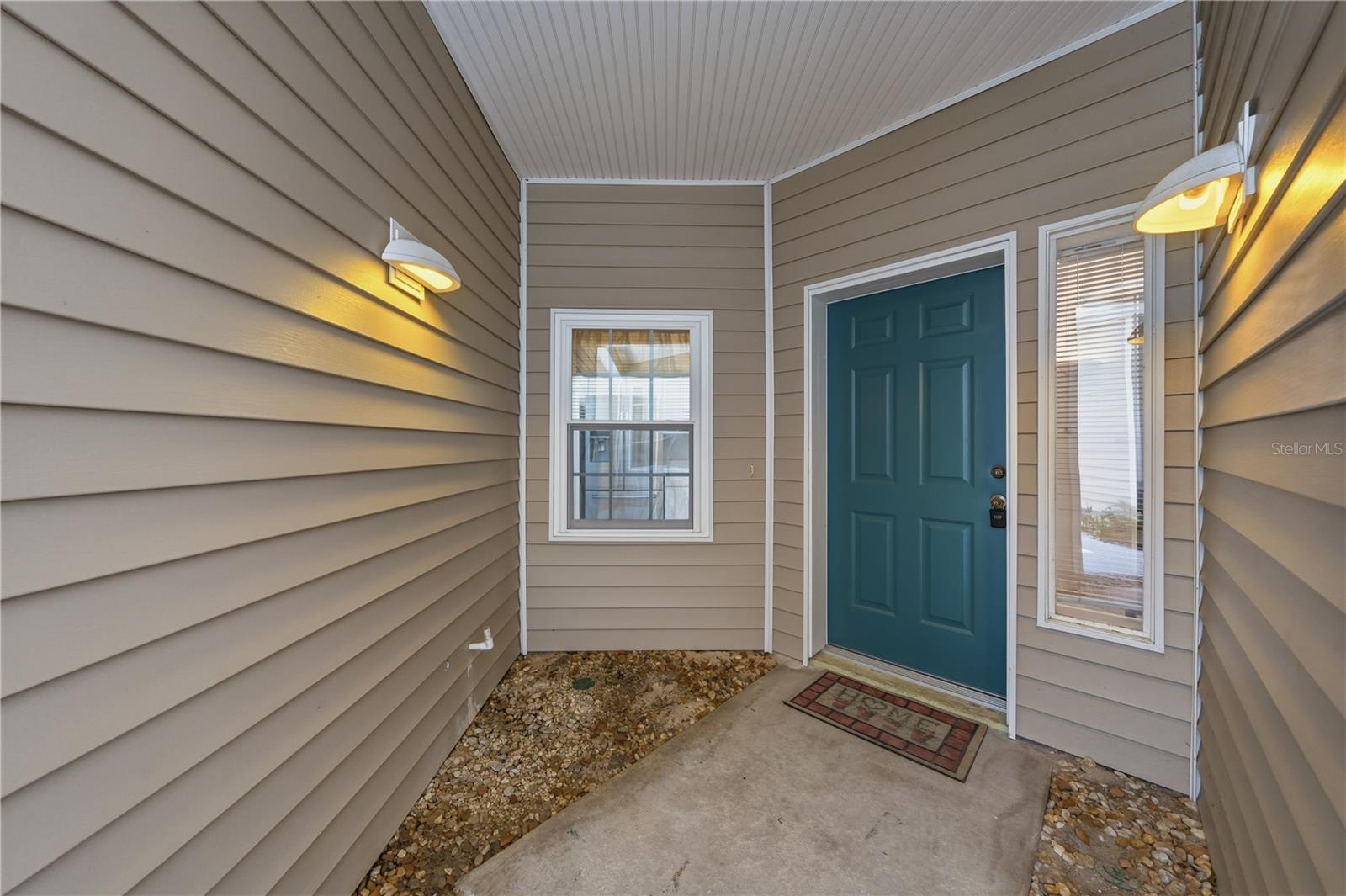 22128 LITTLE LAGOON CT