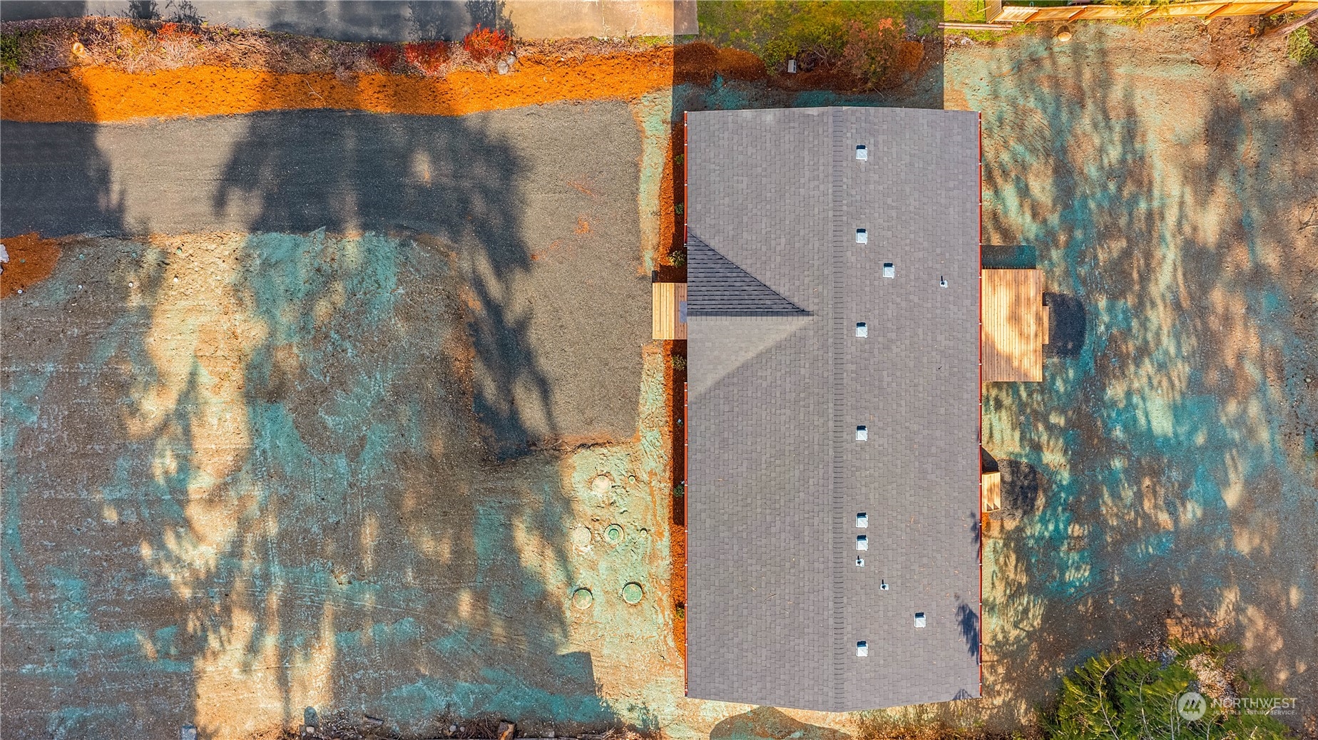 800 E Lakeshore Drive W