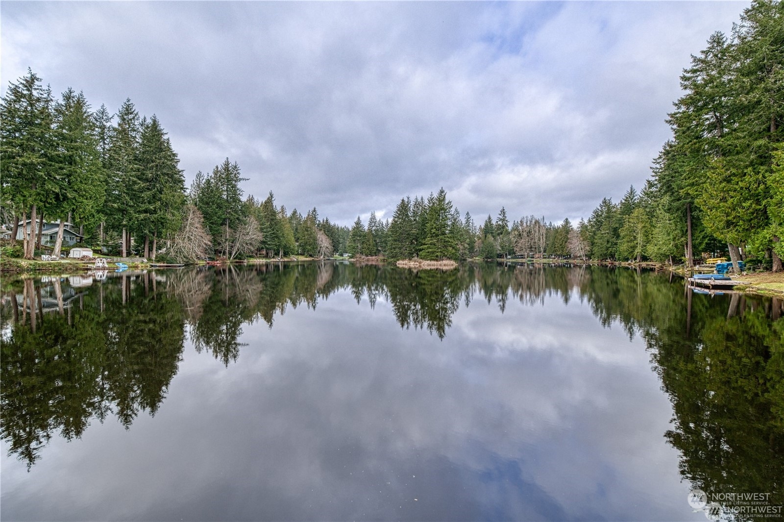 800 E Lakeshore Drive W