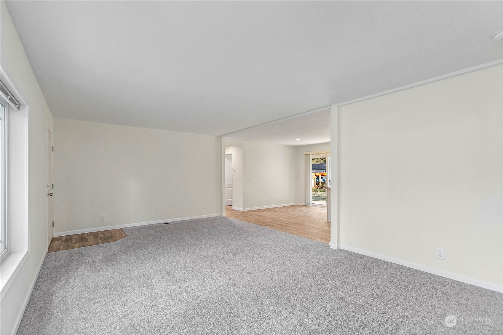 800 E Lakeshore Drive W