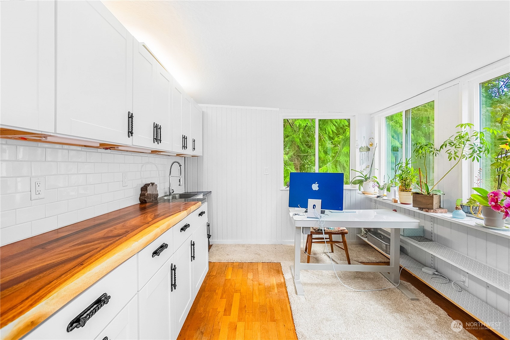 6613 SE 160th Street