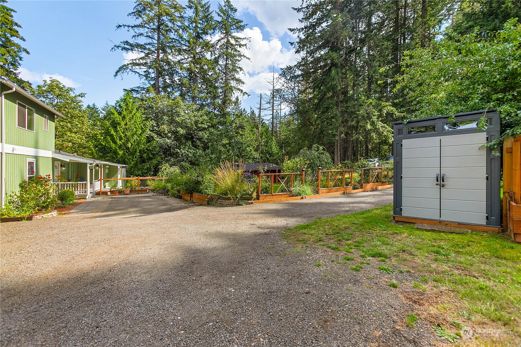 6613 SE 160th Street