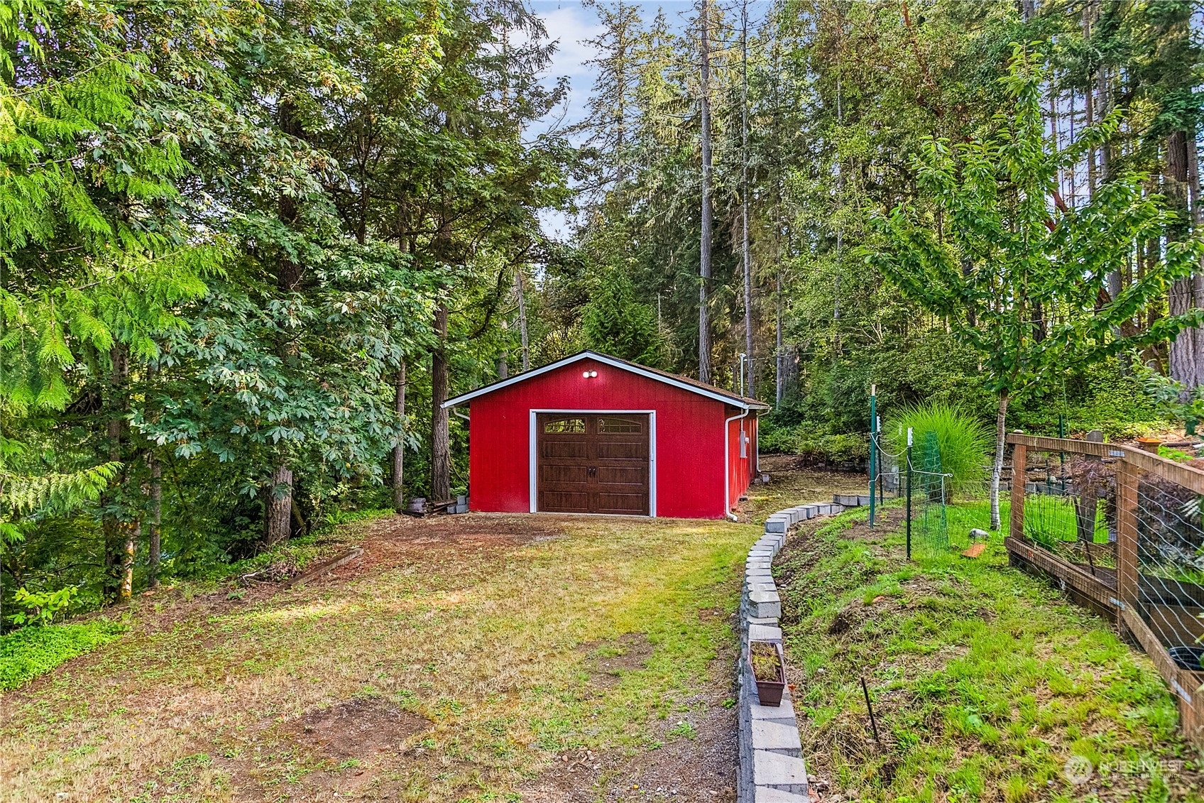 6613 SE 160th Street