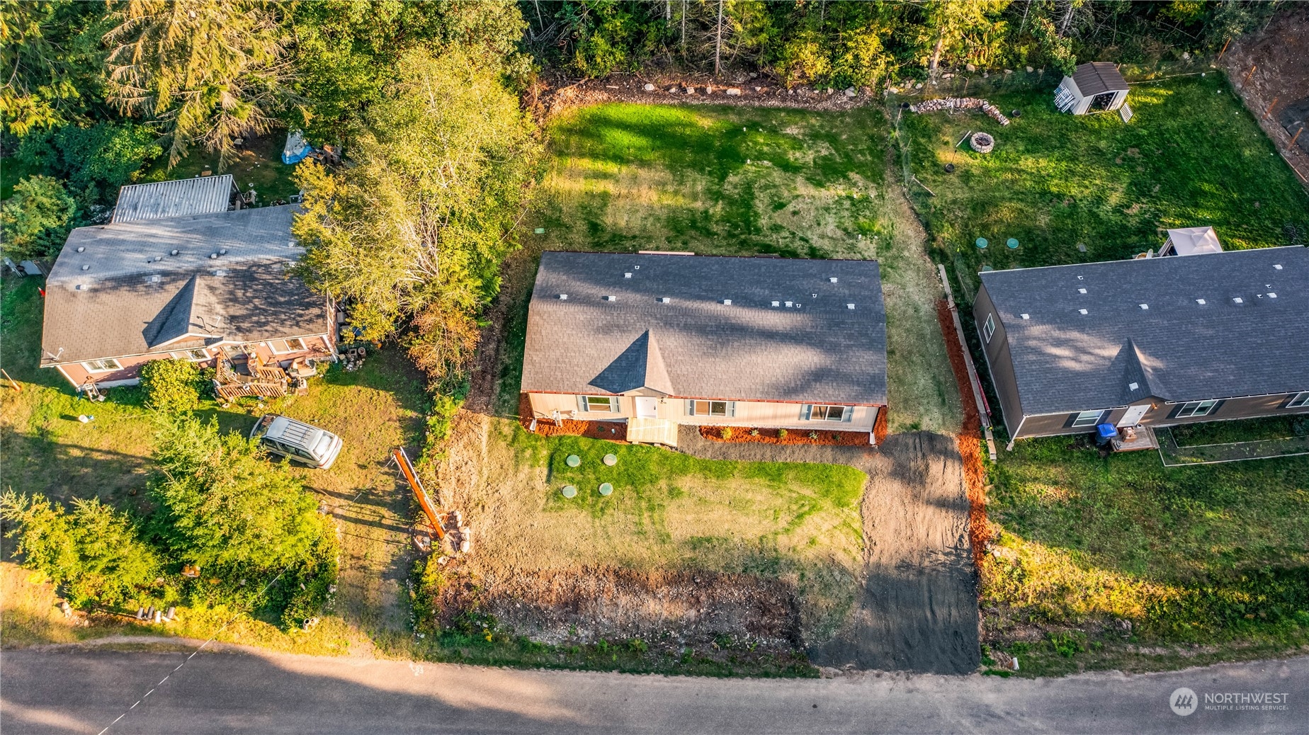 600 E Lakeshore Drive E