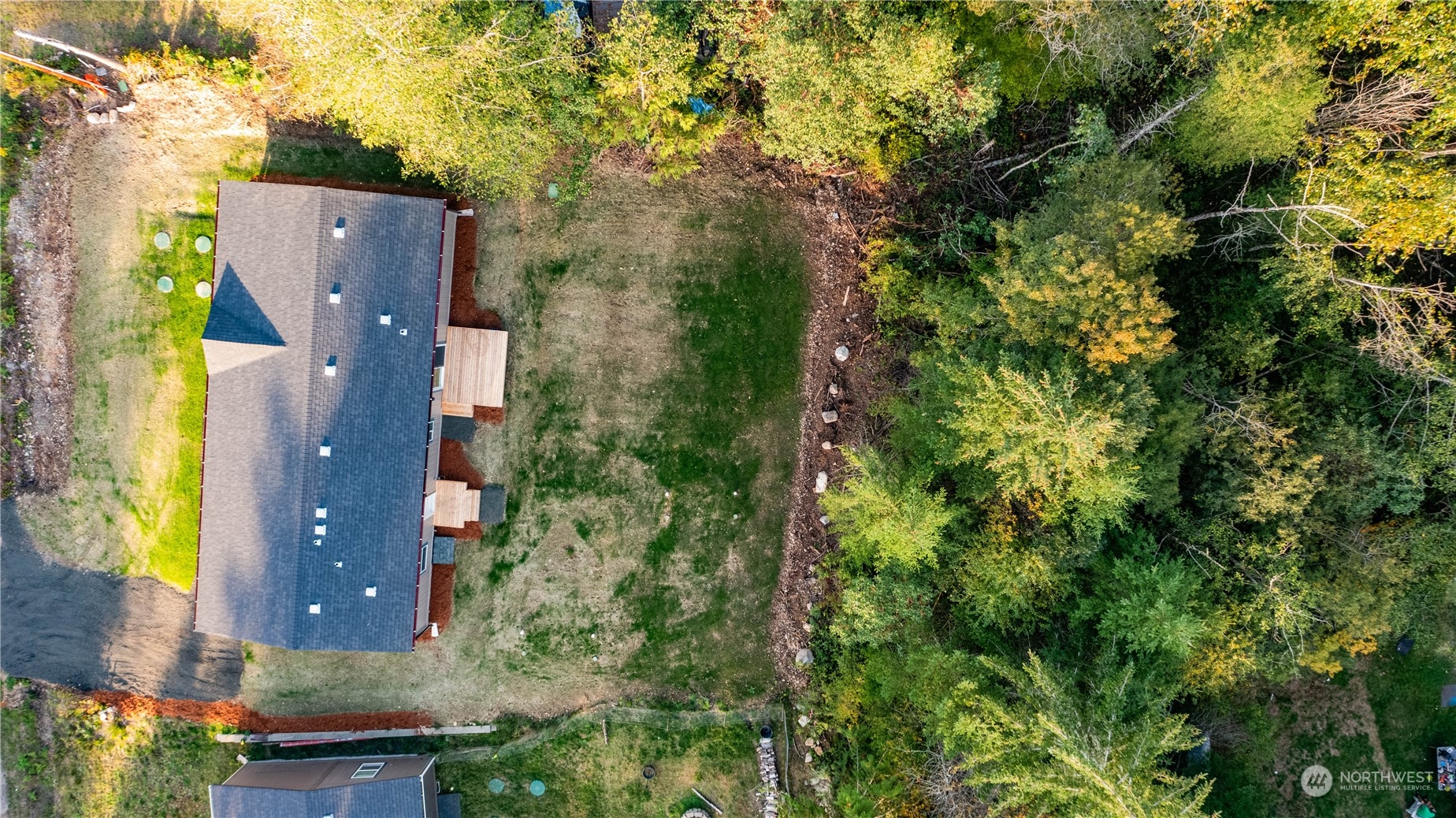 600 E Lakeshore Drive E