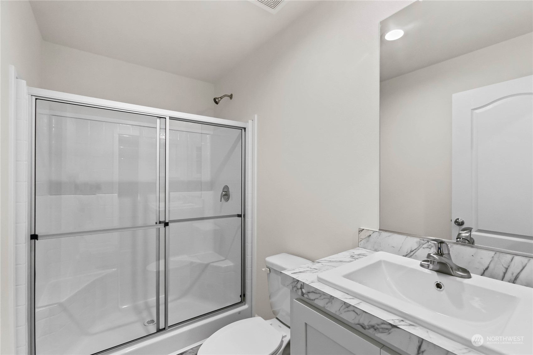 600 E Lakeshore Drive E