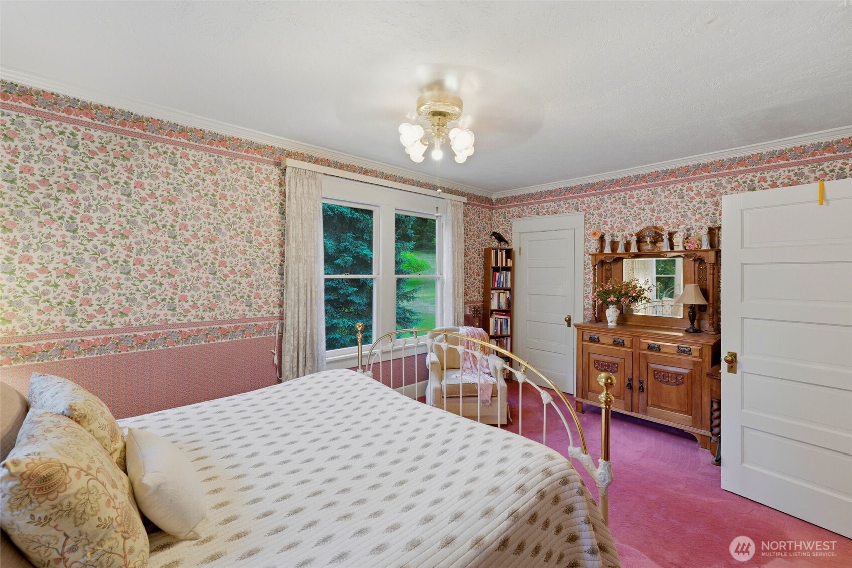 12835 Price Road SE