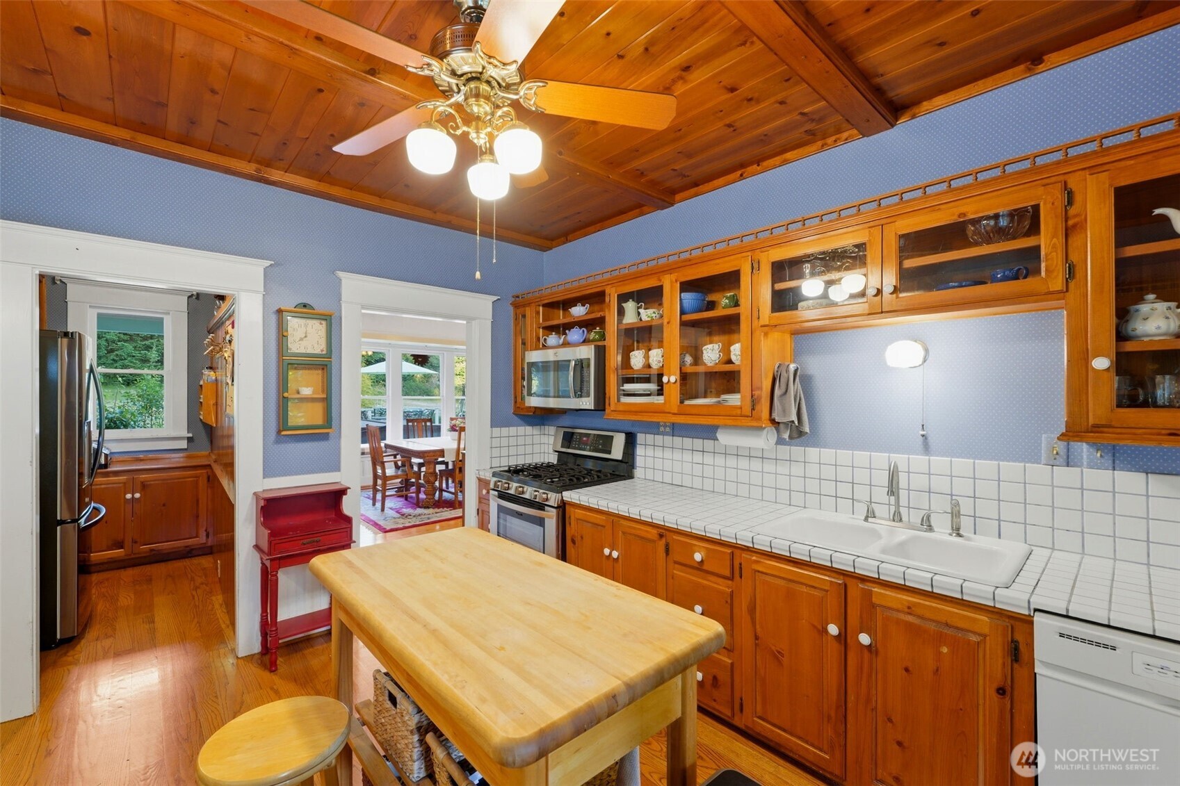 12835 Price Road SE
