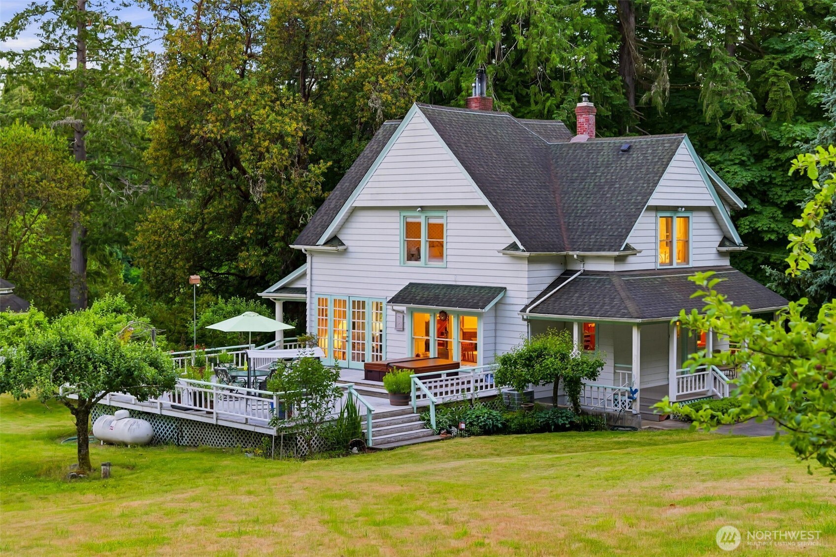 12835 Price Road SE
